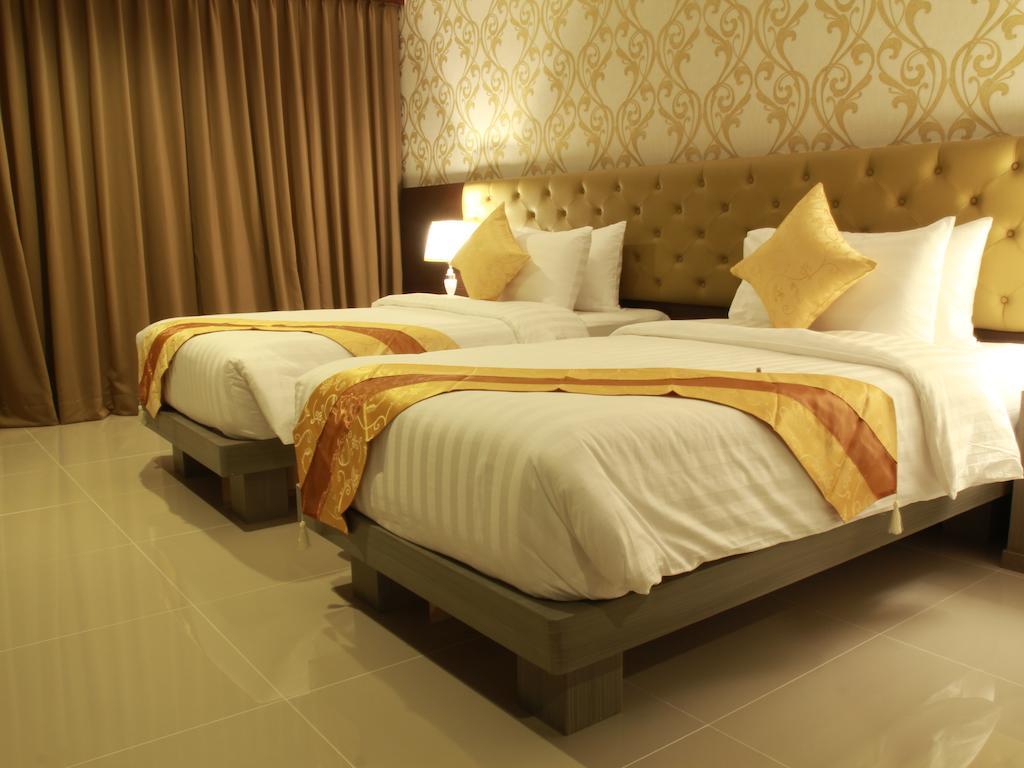 Hemingways Silk Hotel Patong Exteriér fotografie