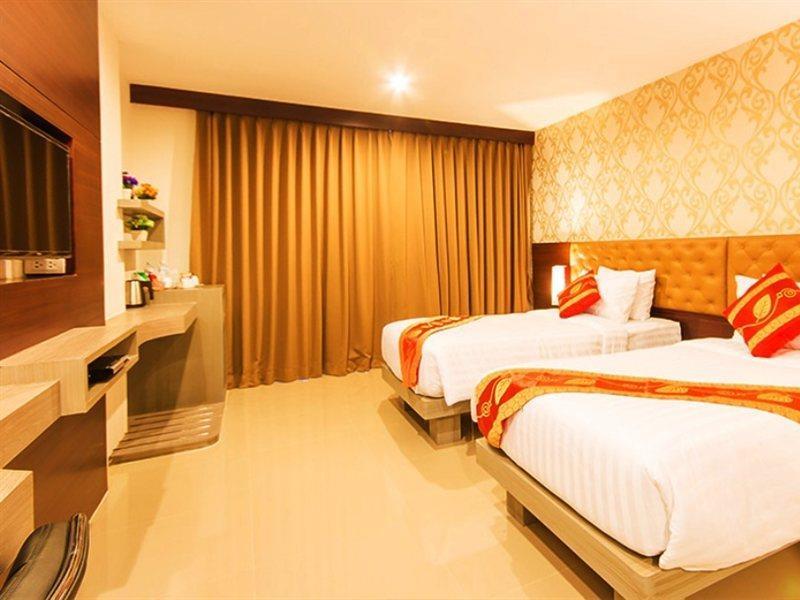 Hemingways Silk Hotel Patong Exteriér fotografie