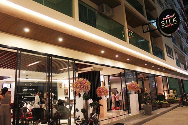 Hemingways Silk Hotel Patong Exteriér fotografie